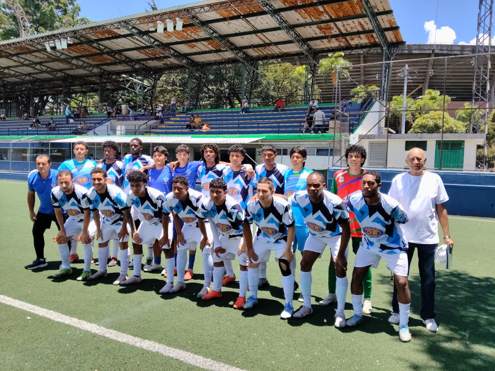 El Club Deportivo Bello ya esta en la era digital con el lanzamiento de su sitio Web.
